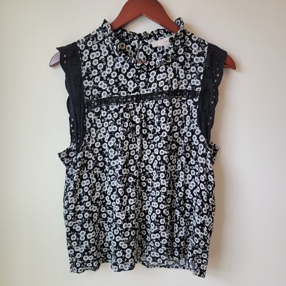 LOFT Tops - Loft Floral Top with Lace Large